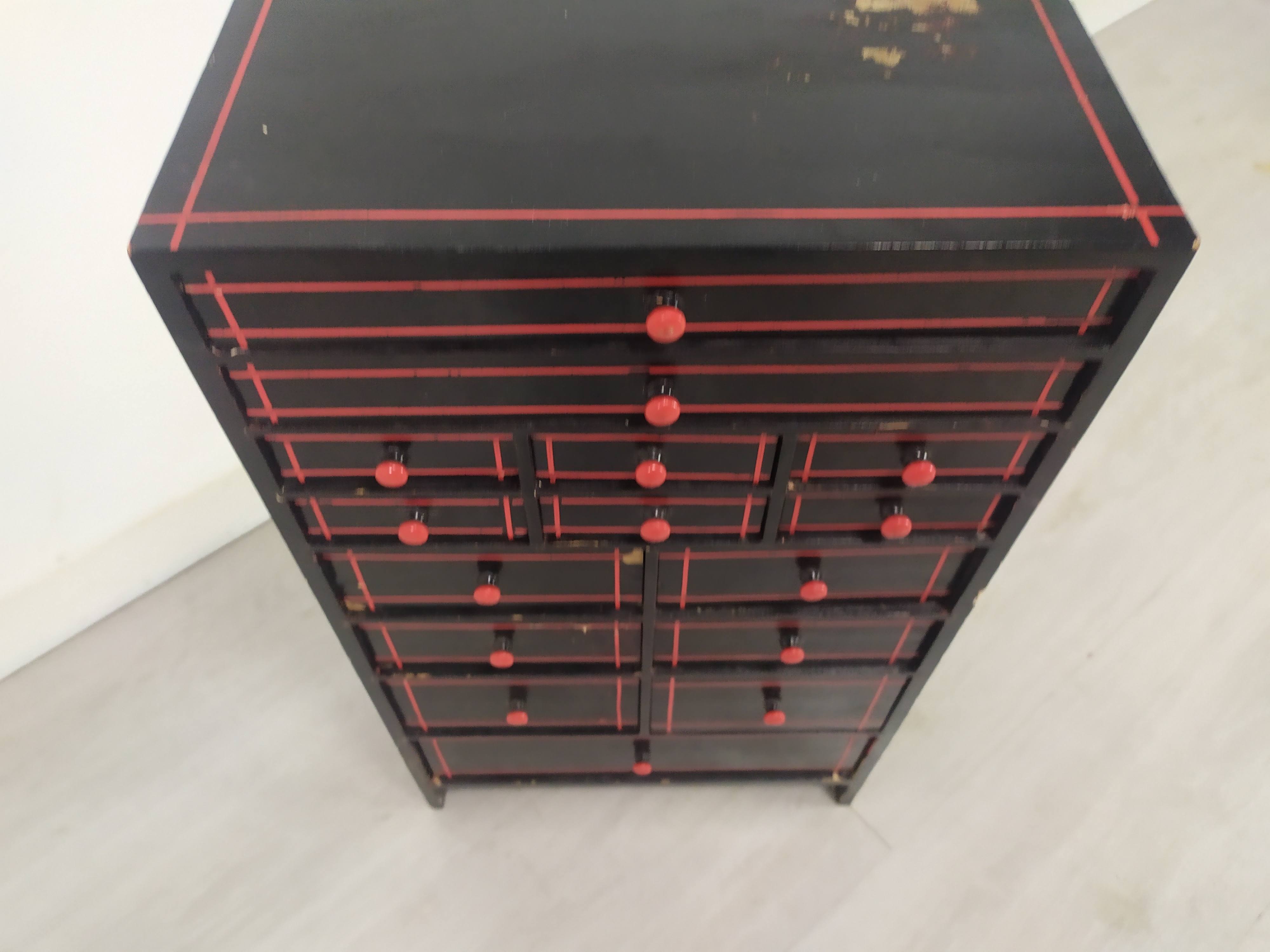 Trade furniture with drawers