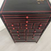 Trade furniture with drawers