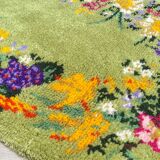Oval rug from the 70s in pure wool 144x88cm