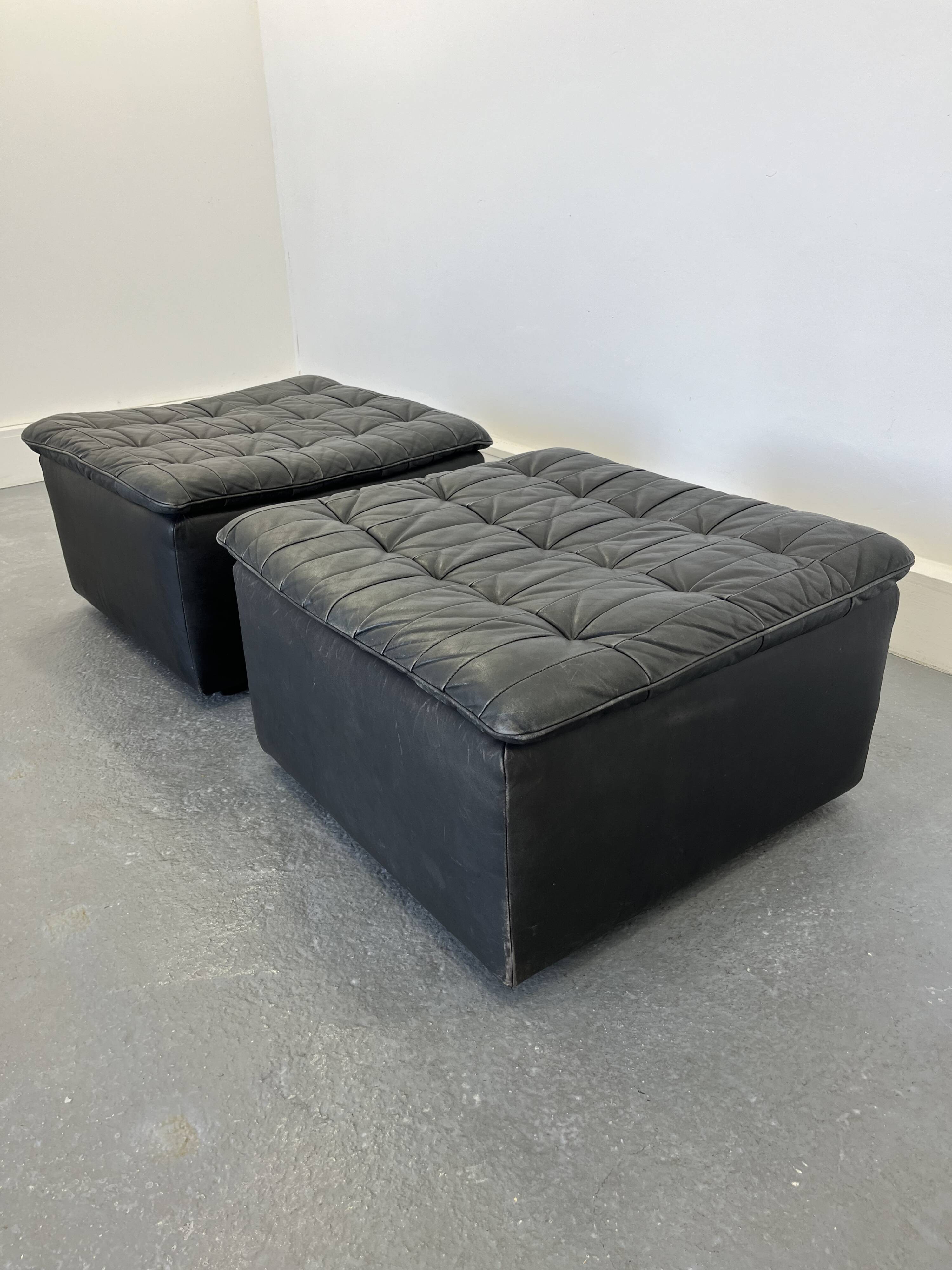 Large Swiss Poufs in Patinated Grey Leather from de Sede, 1970s, Set of 2