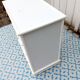 Commode blanche en rotin