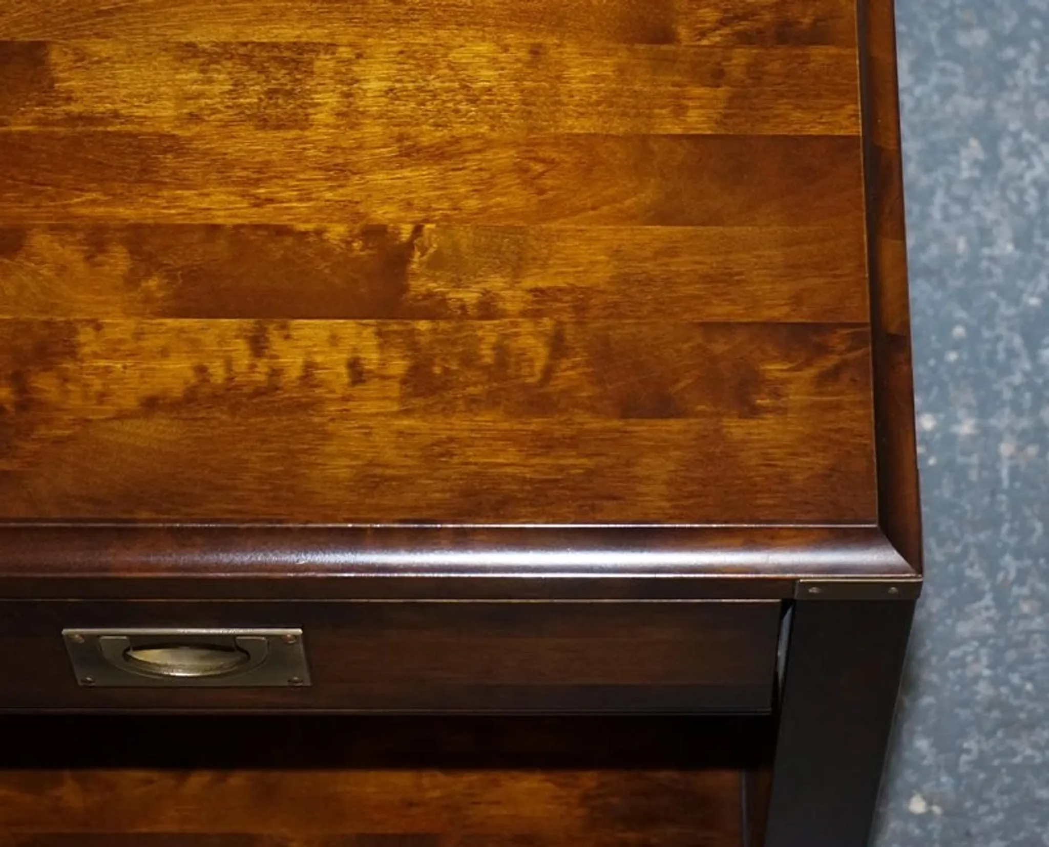 Table de Chevet Vintage Military Campaign en Acajou et Laiton