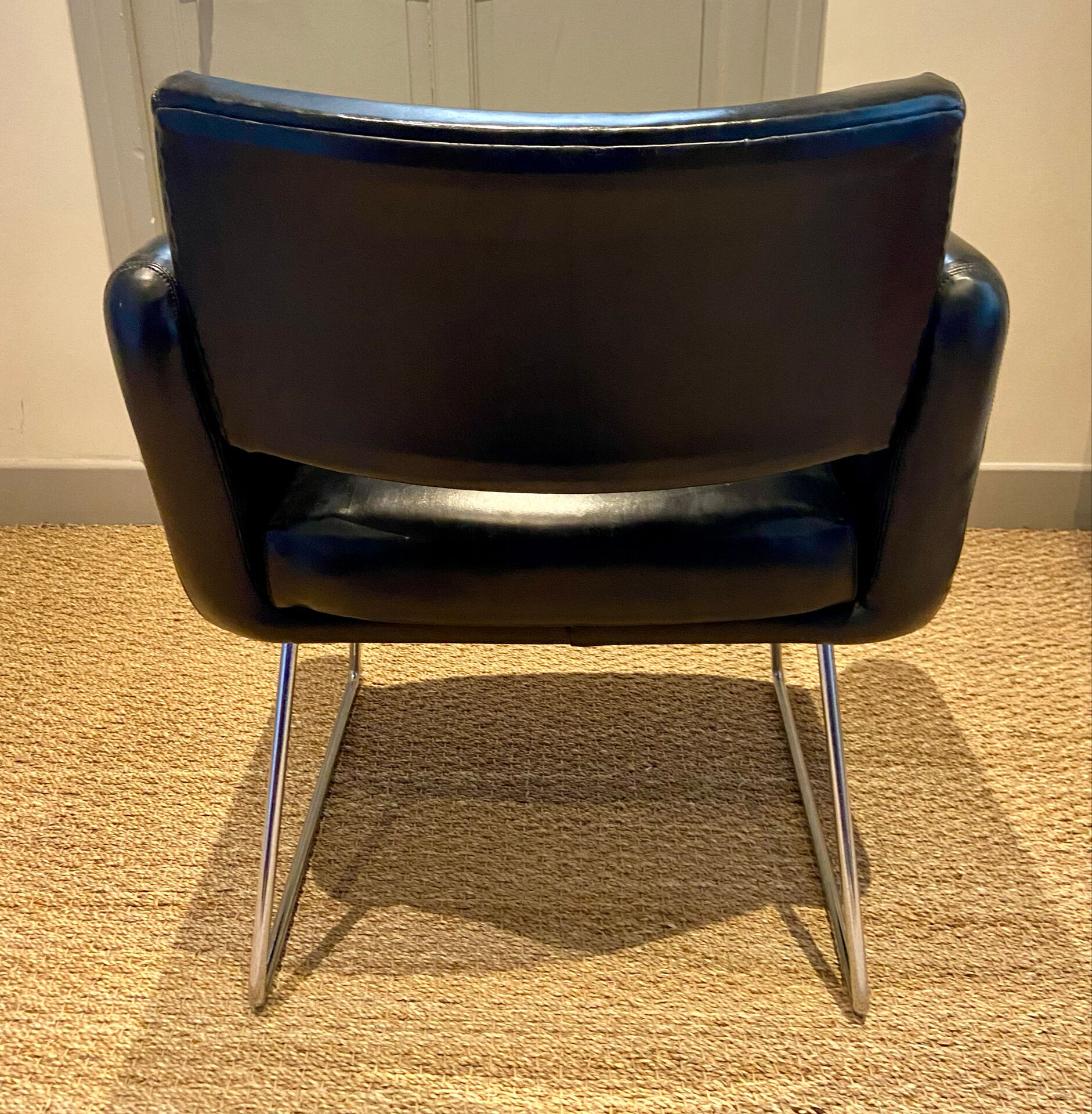 Armchair attributed to Joseph-André Motte for Steiner, 1960s.
