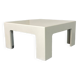 Table basse blanche Space Age des années 1970.