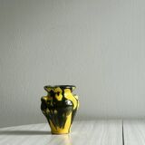 Petit vase en céramique, couleurs jaune et vert, design artistique,