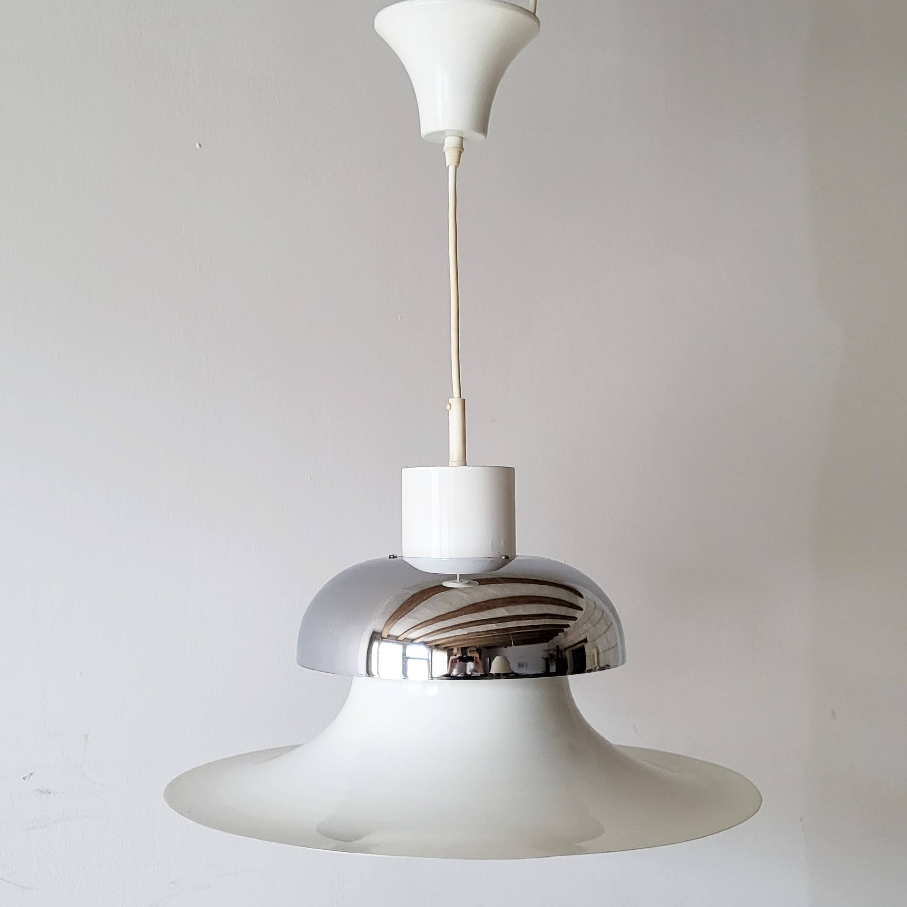 Suspension Andreas Hansen pour Louis Poulsen 1960