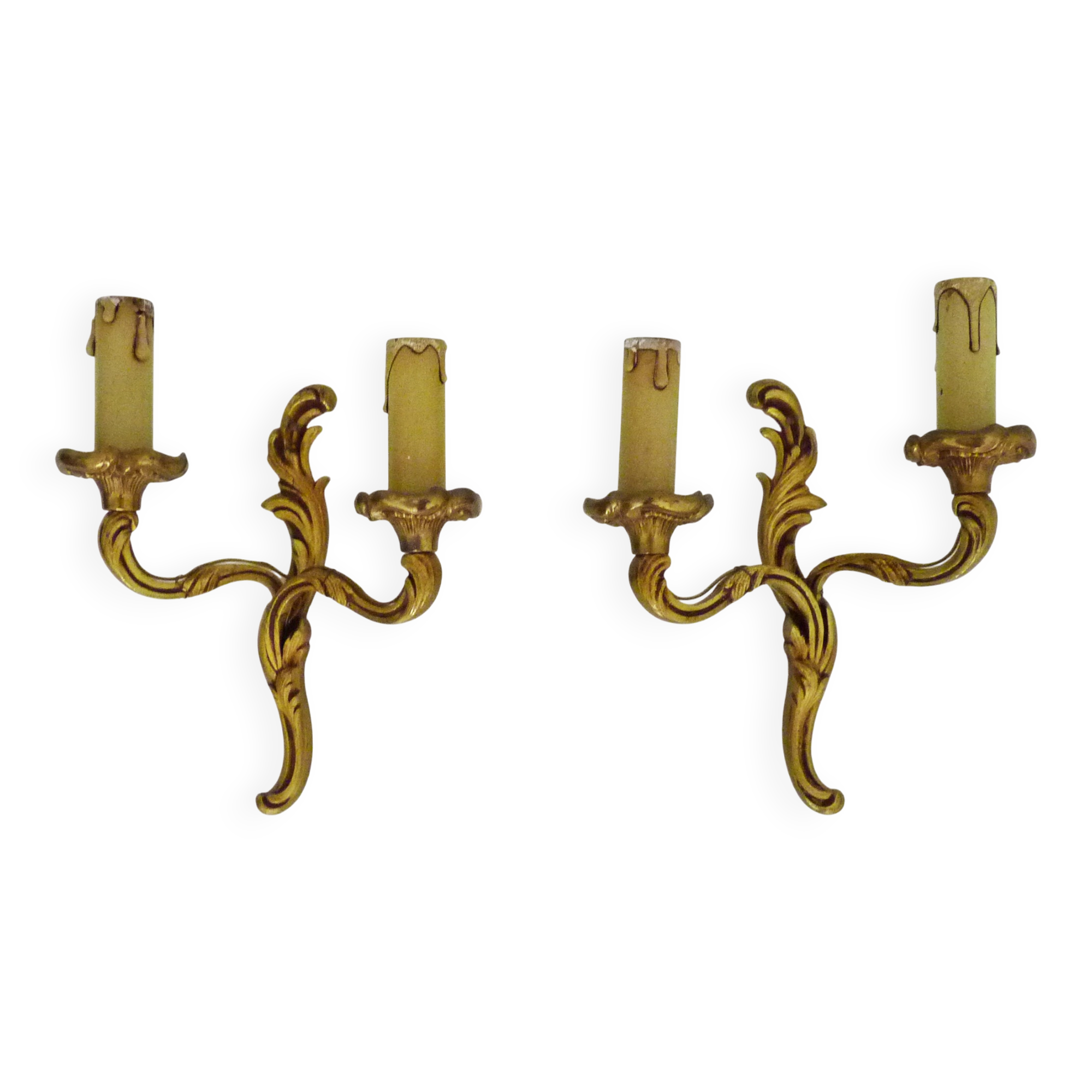 Old pair of double wall sconces in bronze.