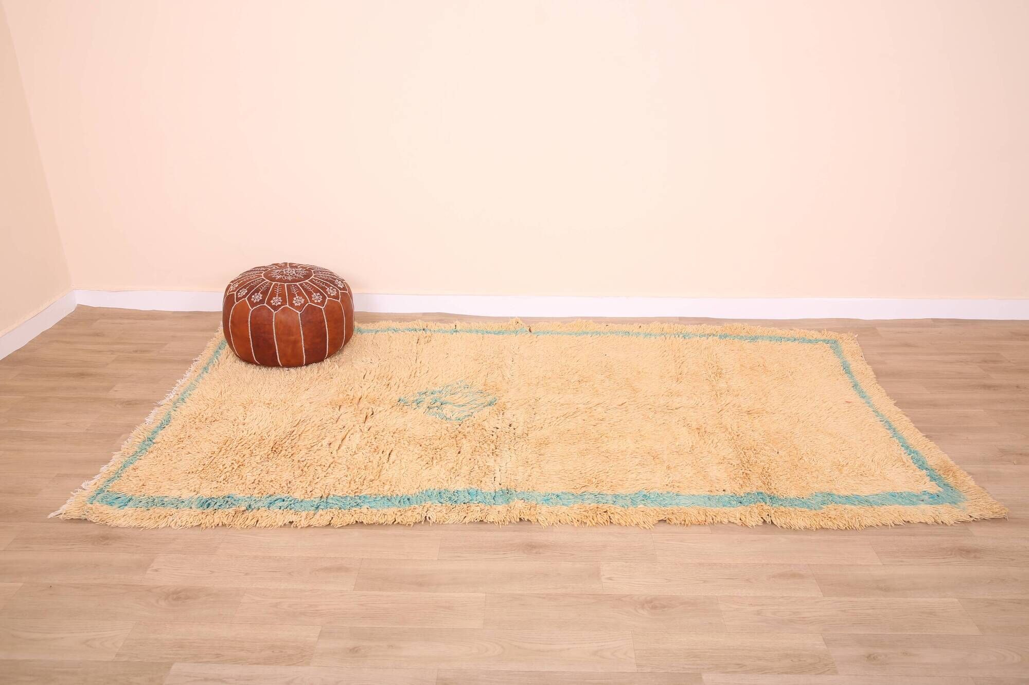 Peach Vintage Moroccan Rug 144 x 270 cm, Berber Wool Rug, Handmade Boho Rug