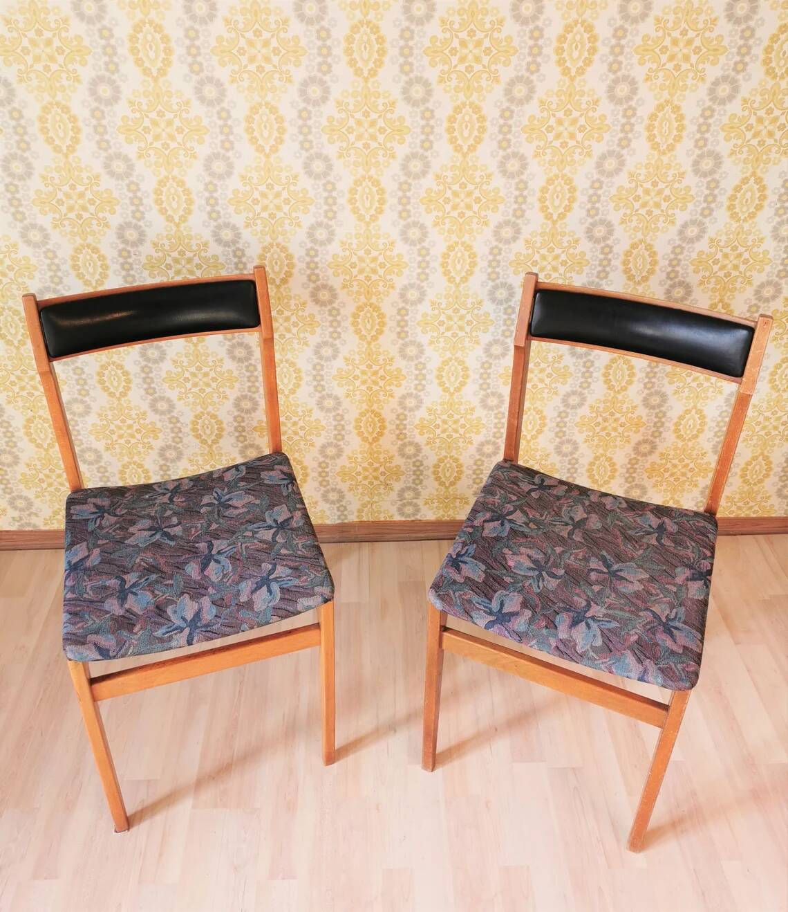 Vintage Branko Ursic Dining Chairs: STOL Kamnik Model 2087, Yugoslavia 1960