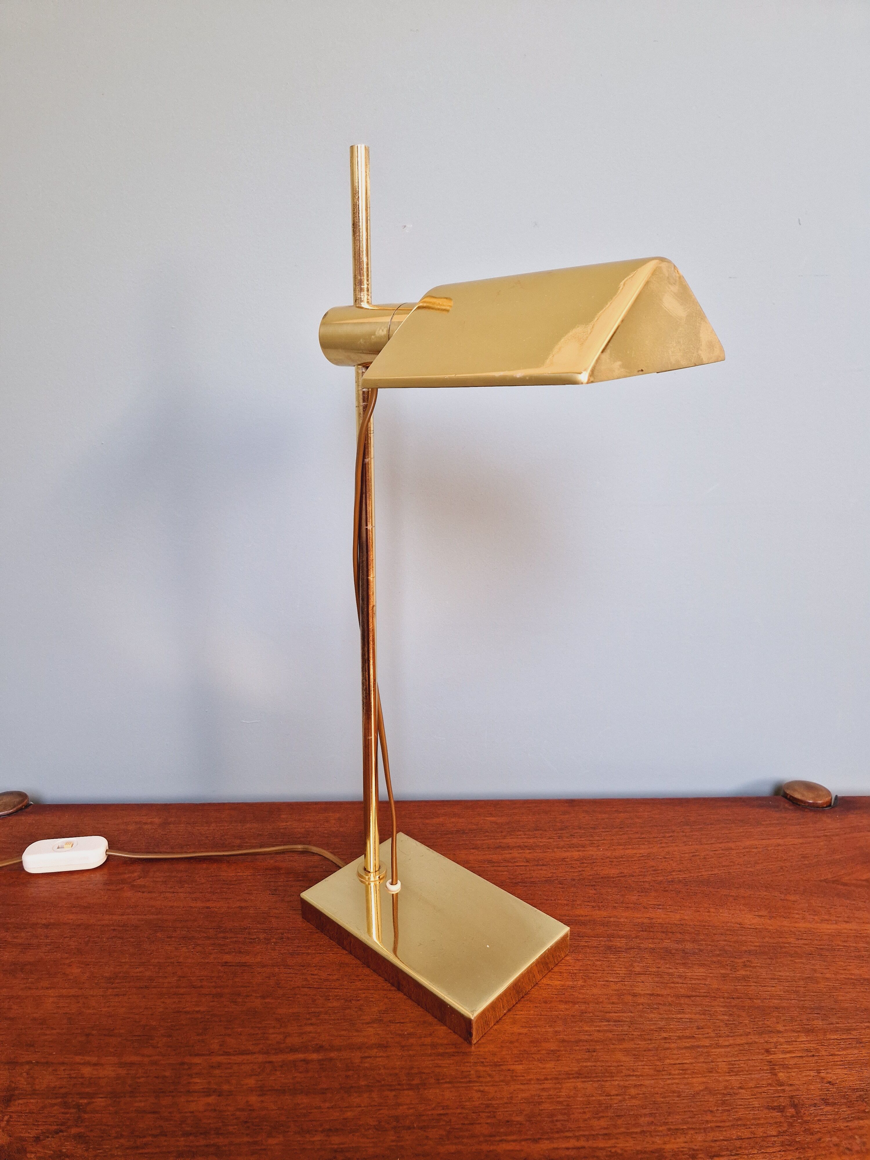 Vintage brass desk lamp, 70s