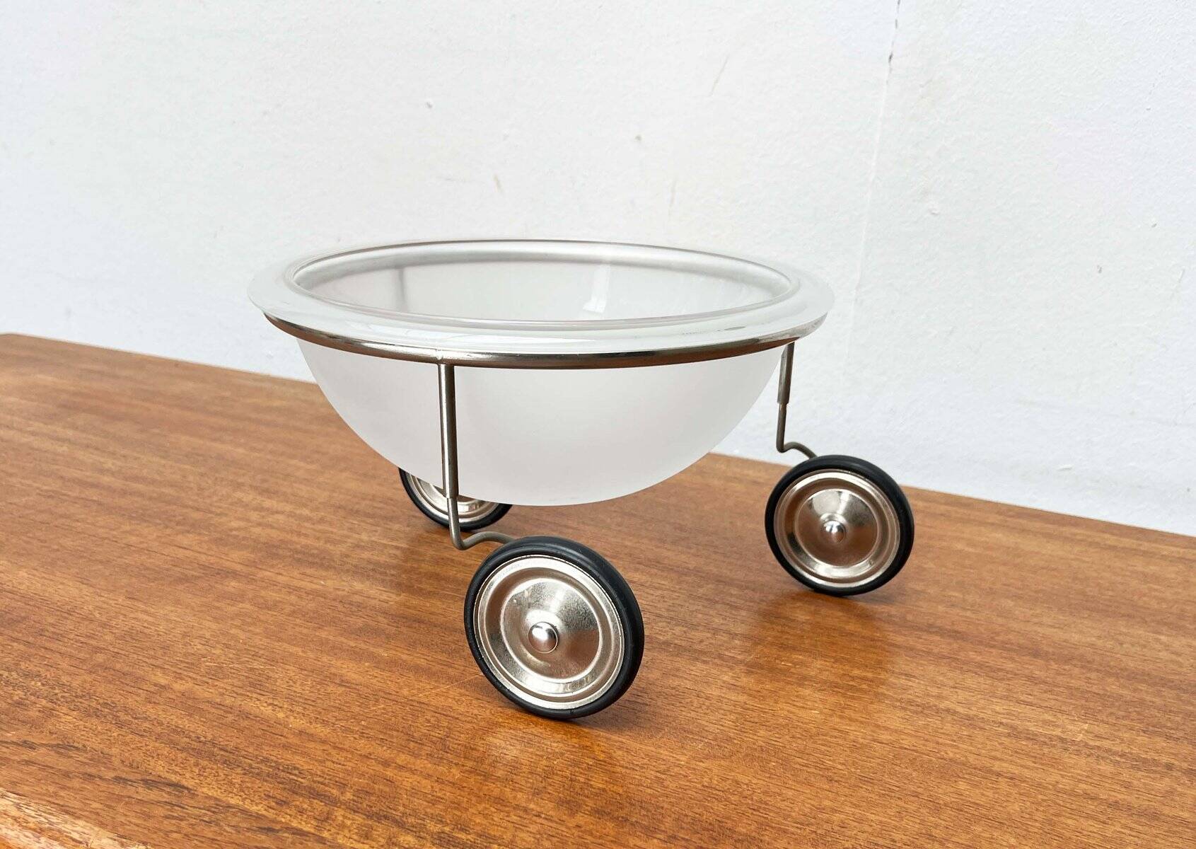 Postmodern Dutch Fruit on Wheels Bowl by Arnout Visser Droog for Designum, 1990s