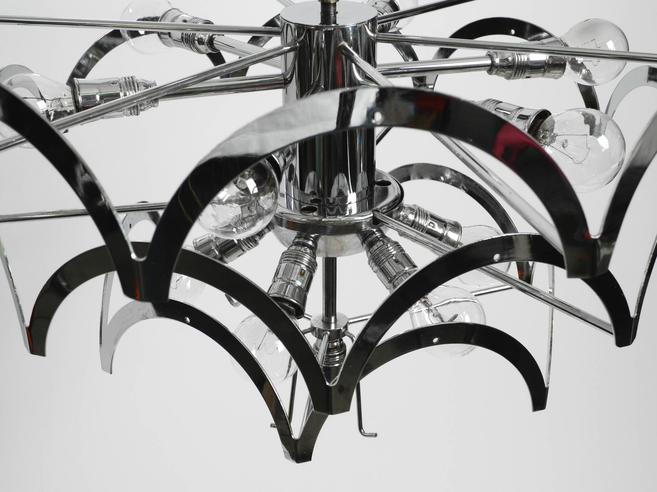 Large original 1960s large chrome metal and glass disc ceiling chandelier