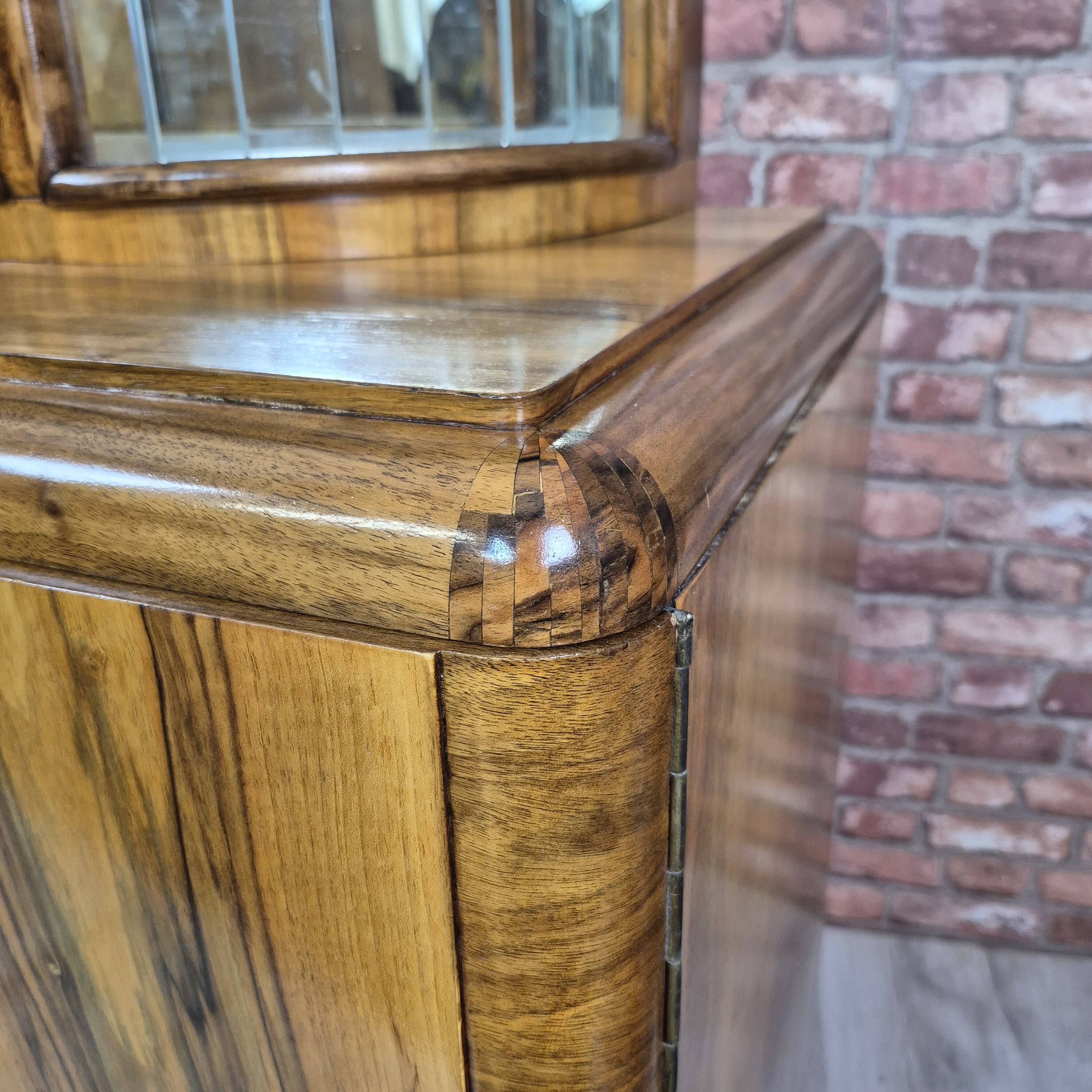 Exceptional Art Deco Walnut Sideboard with Slatted Glass Display - 1930s Fu