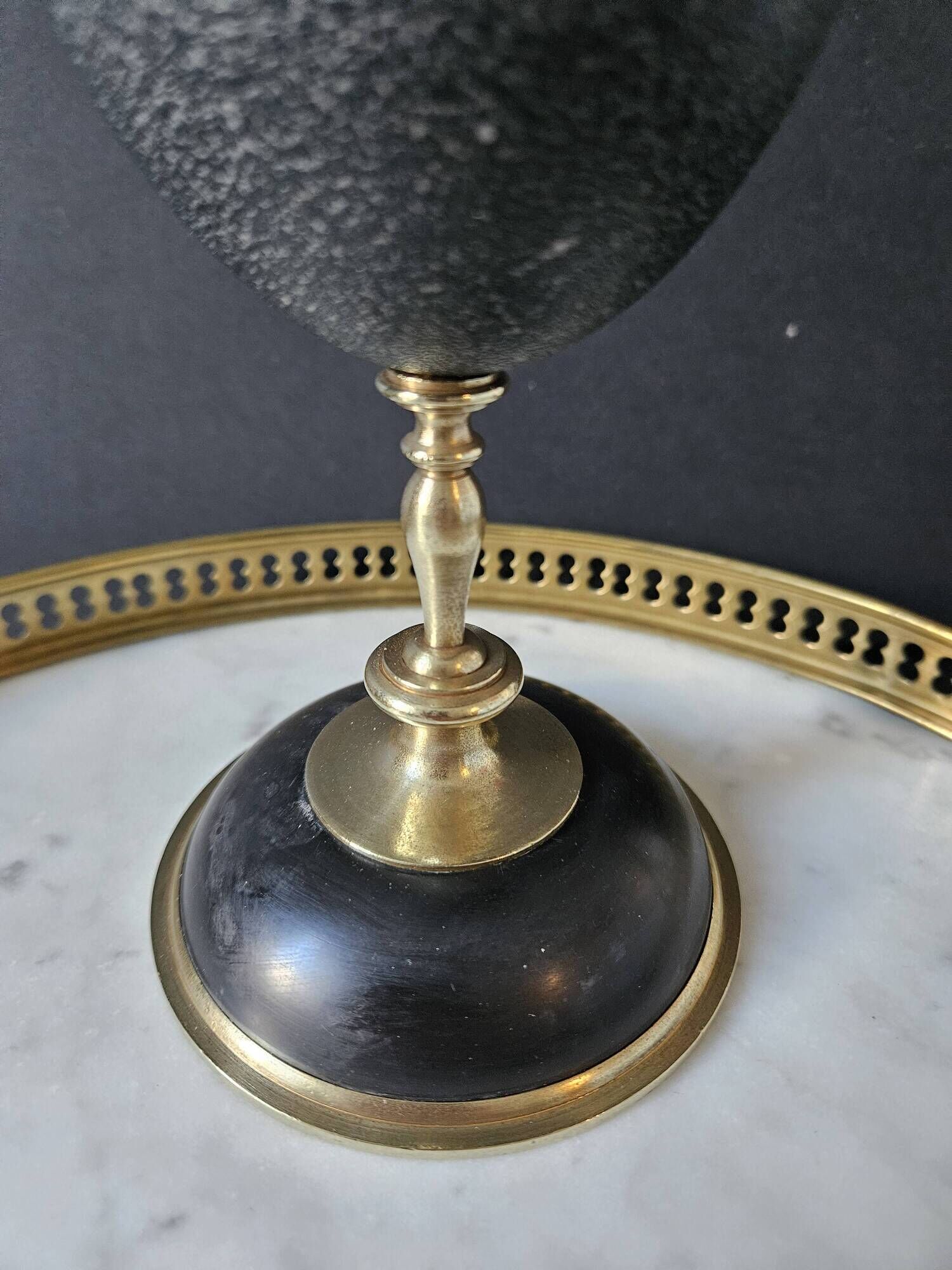 Emu Egg, Brass and Black Marble Base (Early 20th Century) H: 21 cm | Curiosity