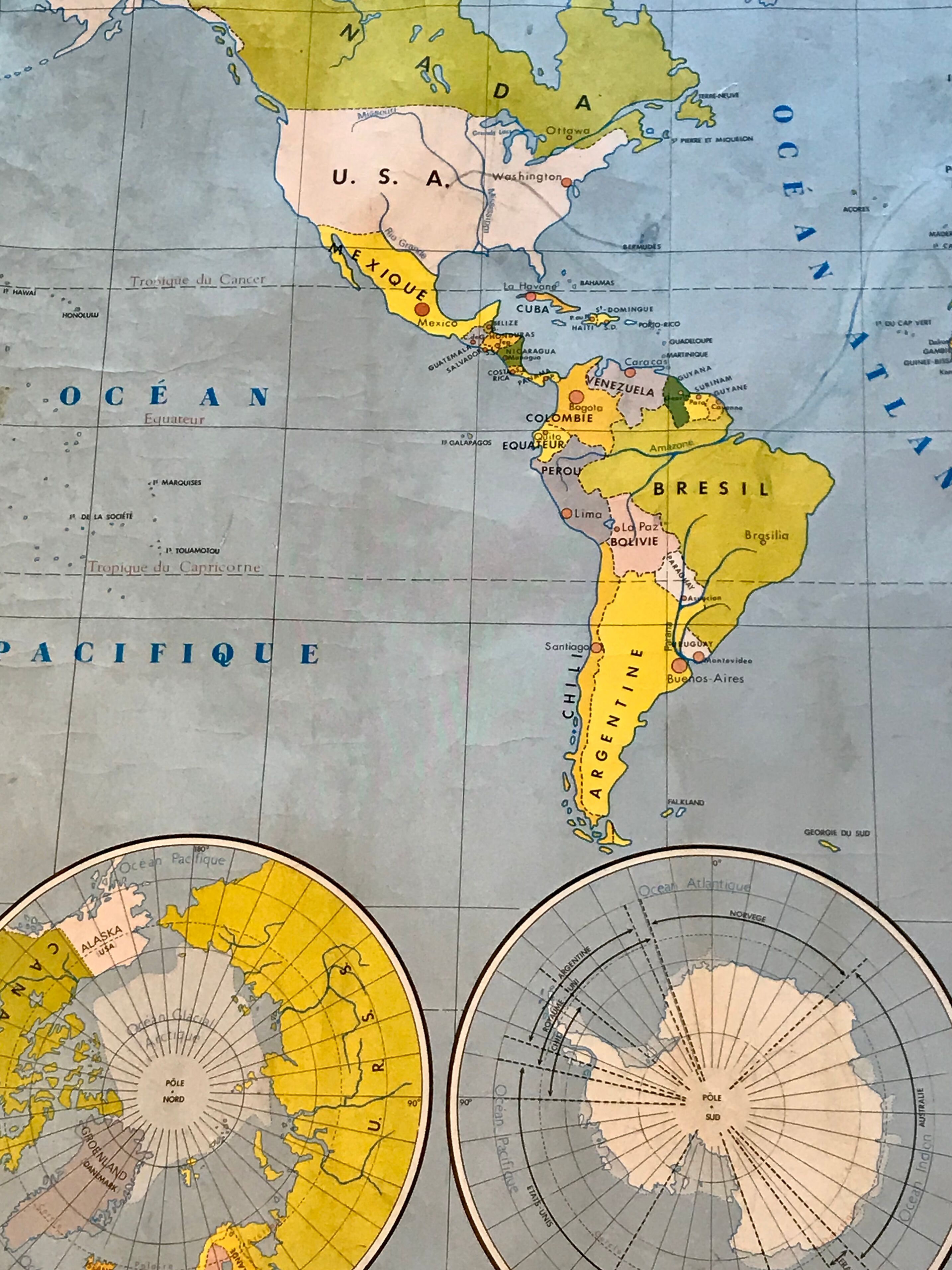 School map of the world / political and physical planisphere 60s