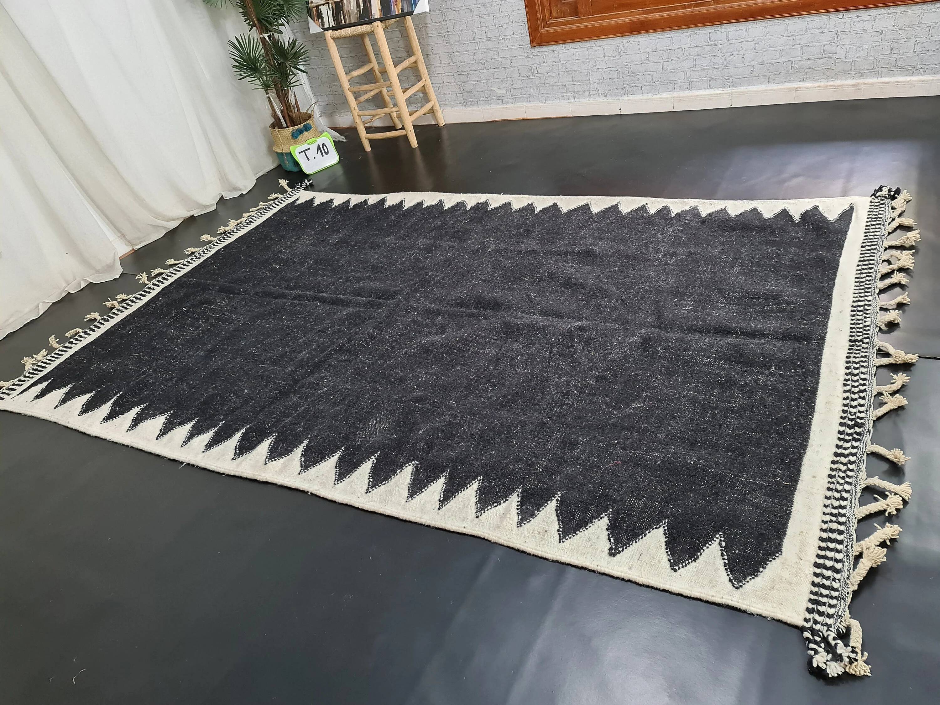 Authentic handmade Berber rug 3x2 m
