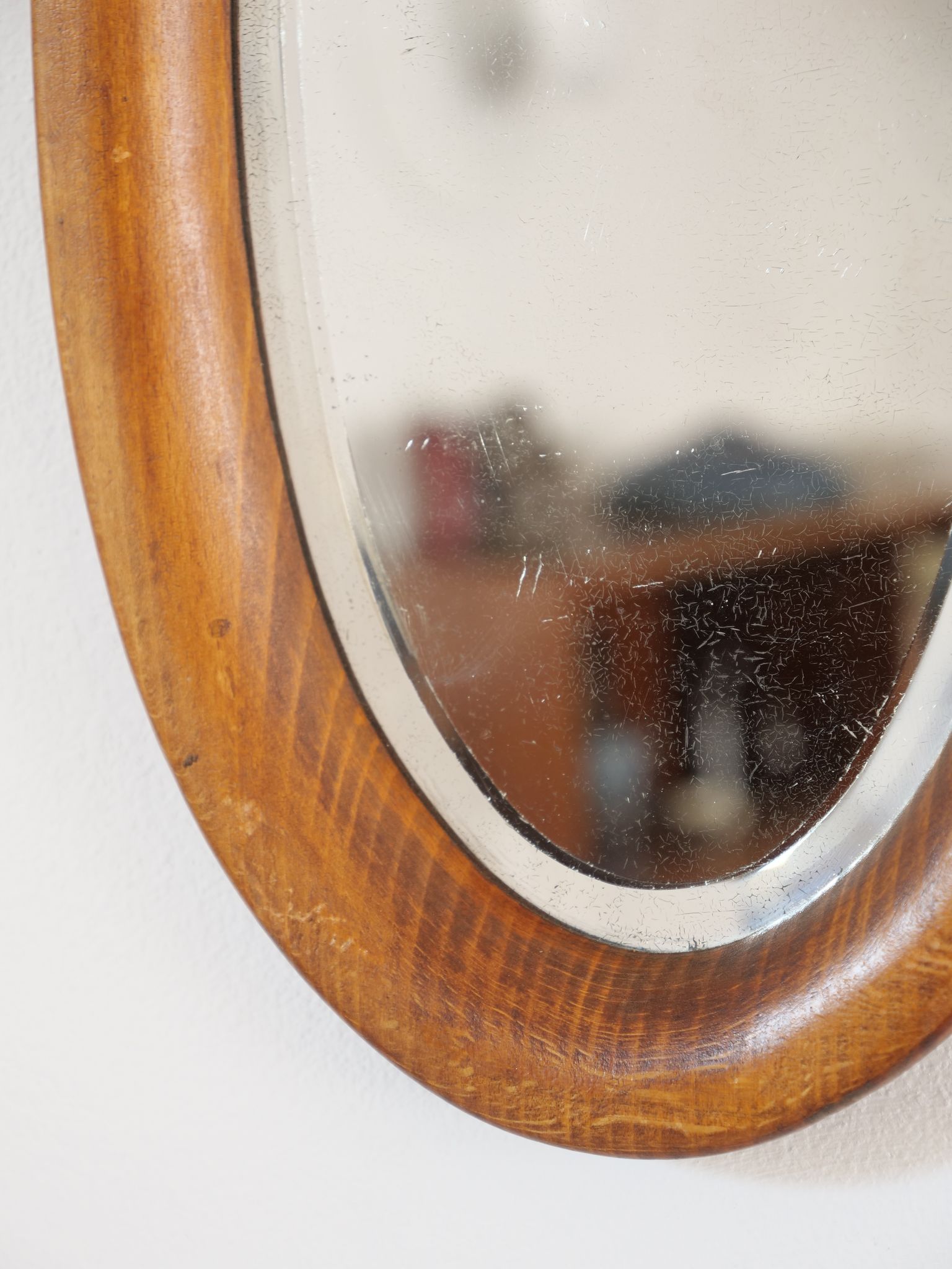 Miroir ovale en bois d'artisan 28x49cm