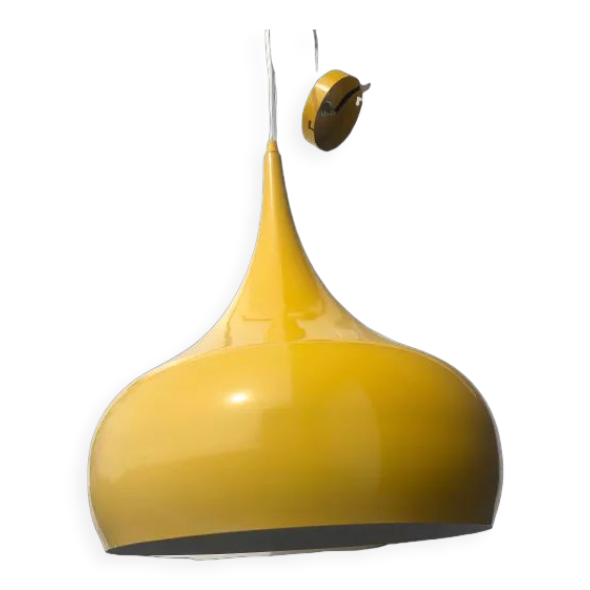 Suspension lamp yellow metal