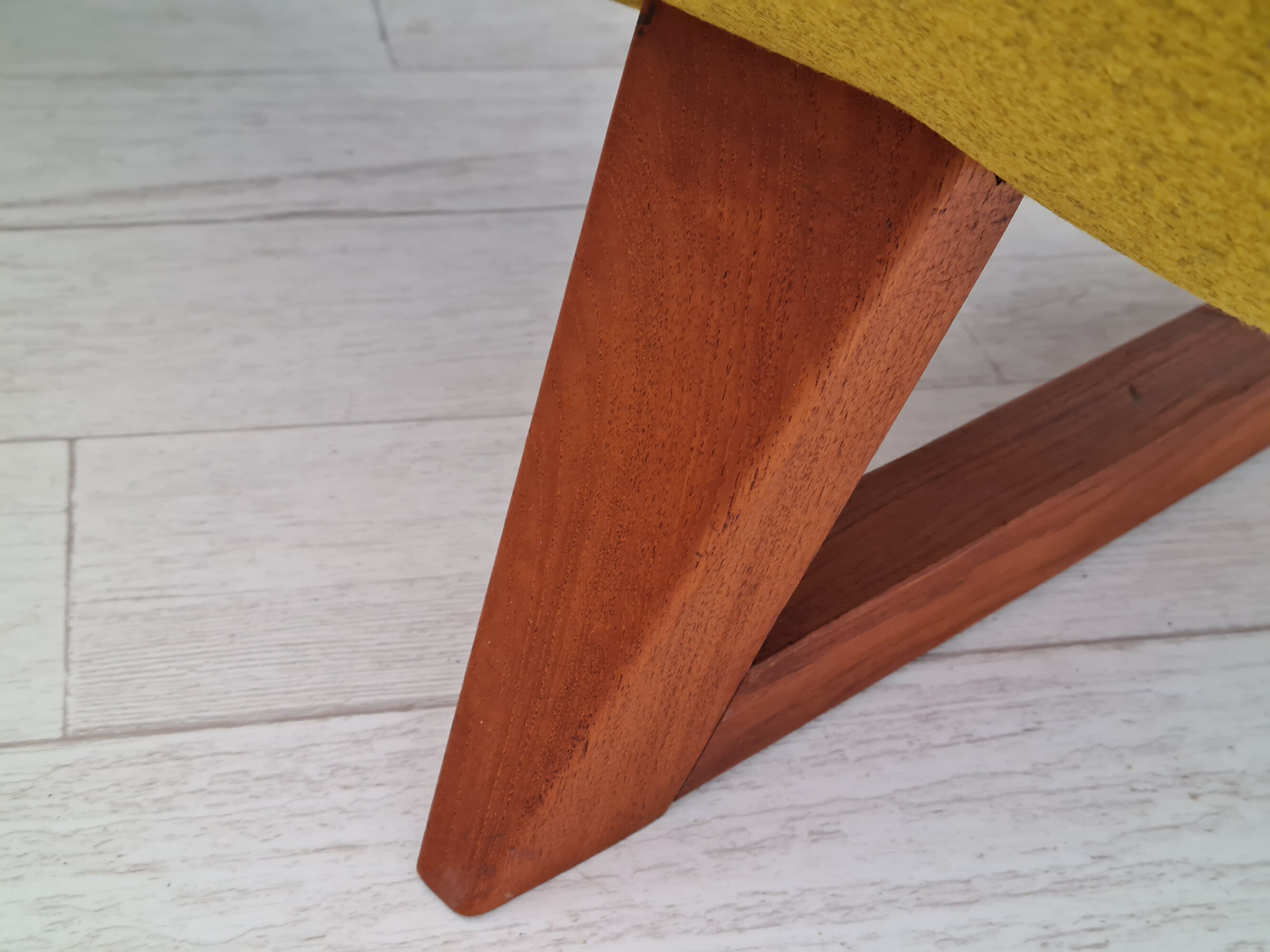 Canapé 3 modèle H.M.11, design danois par Illum Wikkelsø