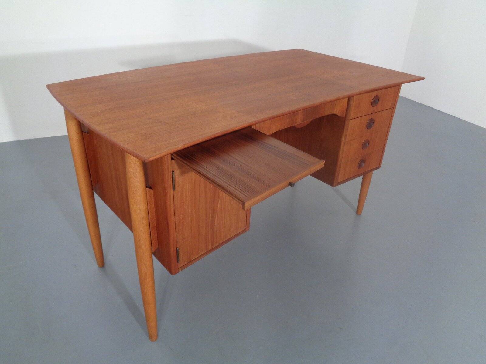 Vintage Danish Curved Teak Desk, 1960s