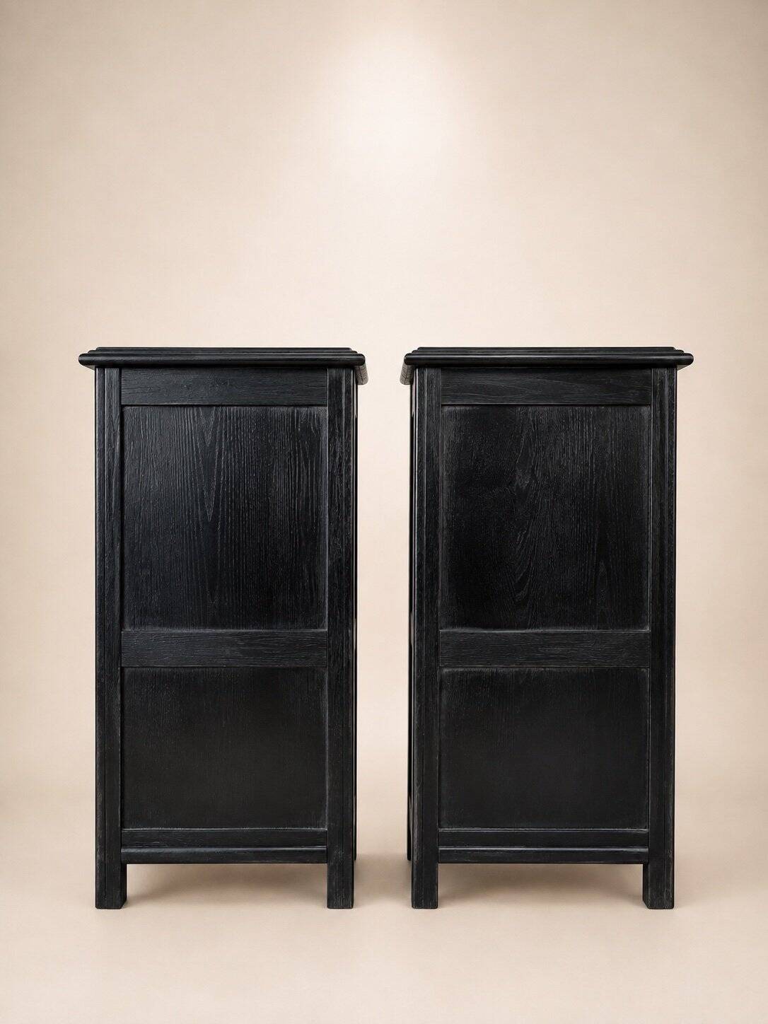 Pair of bedside tables — Art Deco style — Solid black stained oak