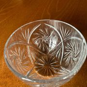 Pinwheel cut crystal bowl - bowl - empty pocket