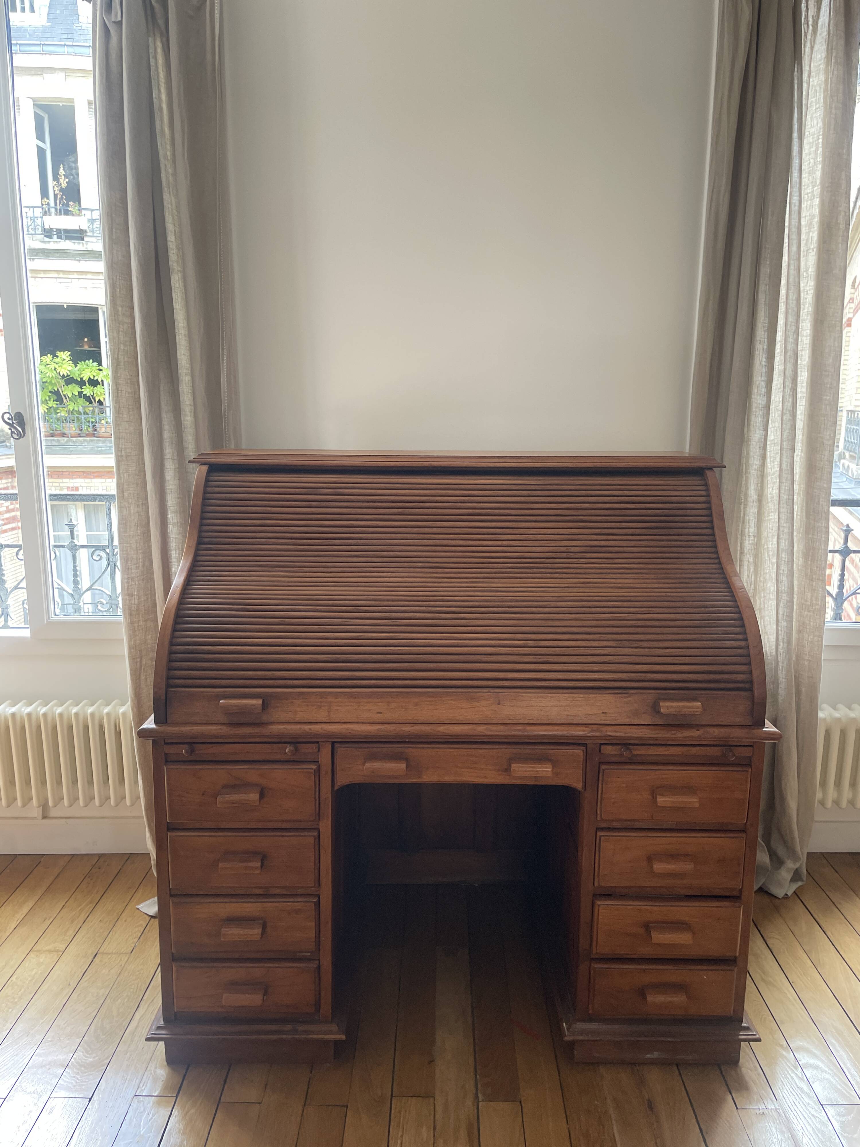 Antique American desk with curtain – original model from the 1920s/30s.