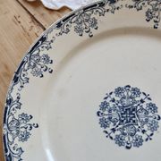 Antique flat plate, ironstone Sarreguemines U&C model Mignon.
