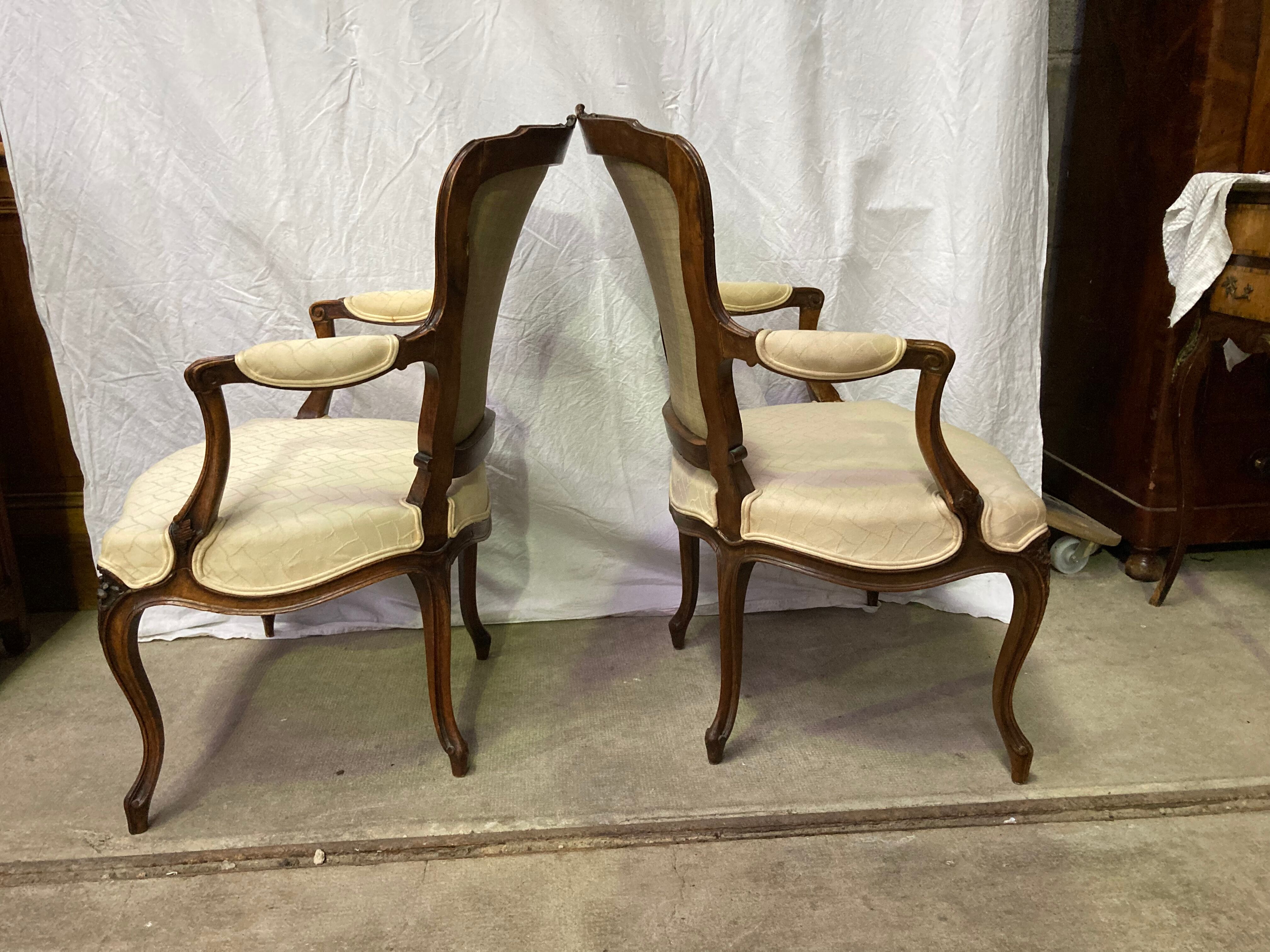 Pair of armchairs style Louis XV beige