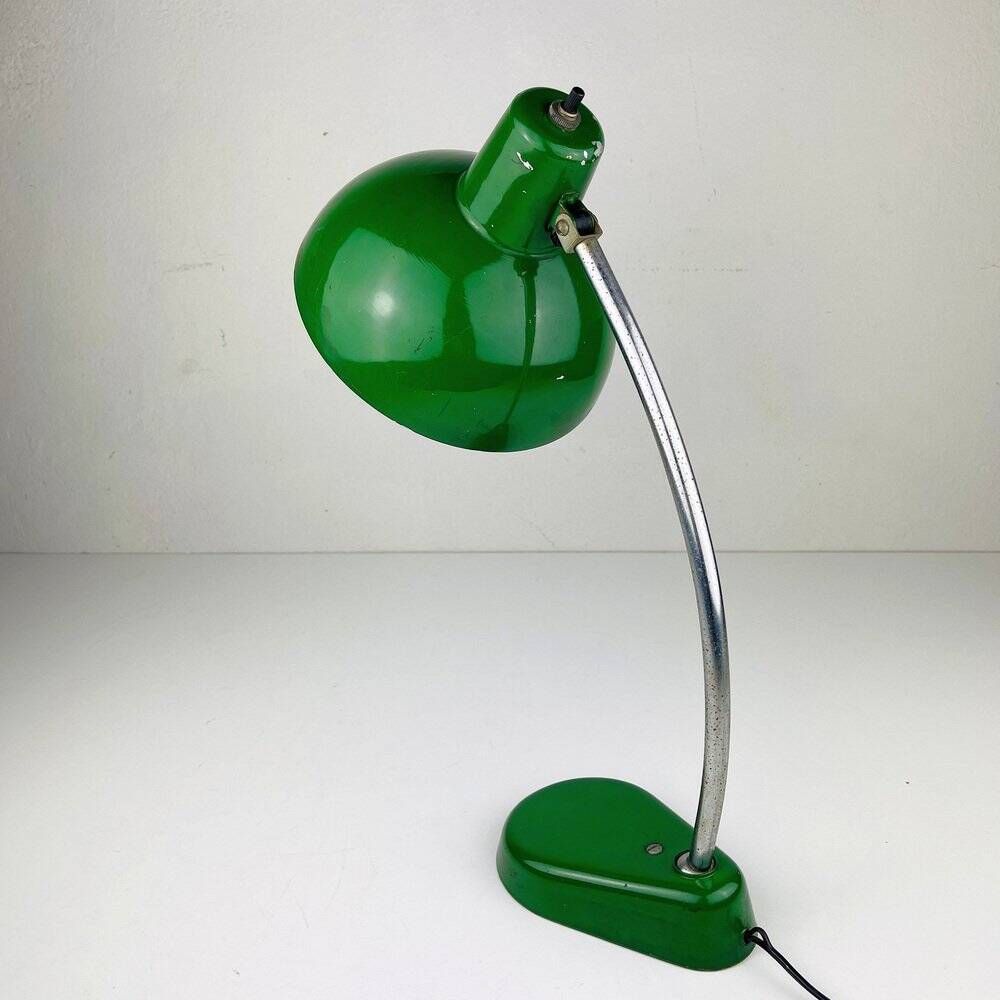Industrial green metal desk lamp by A. Perazzone Torino, Italy, 1960s.