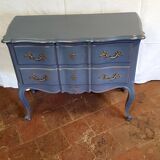 LOUIS XV-style jumping dresser