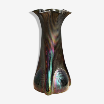 Vase en verre irisé