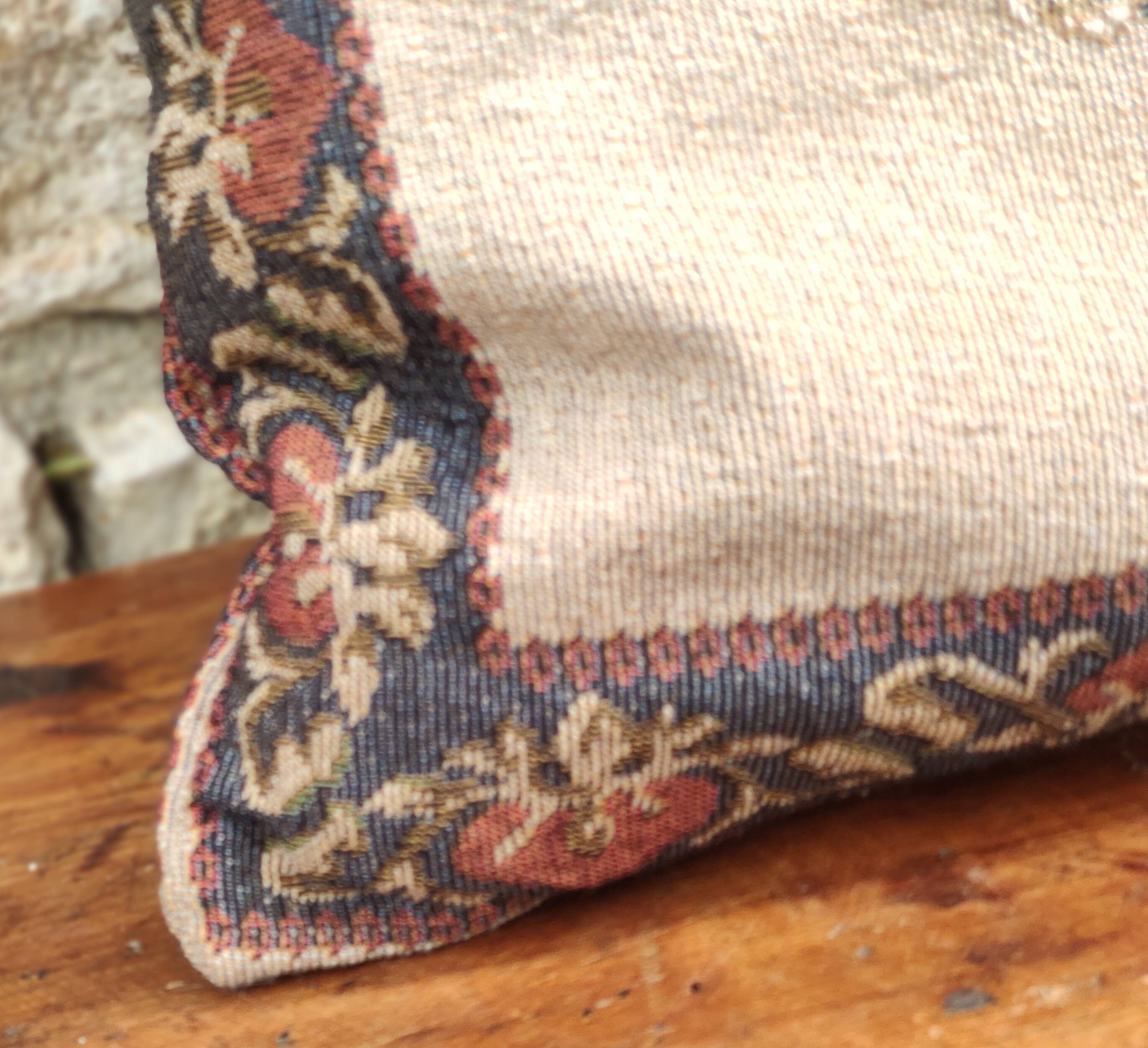Vintage cushion