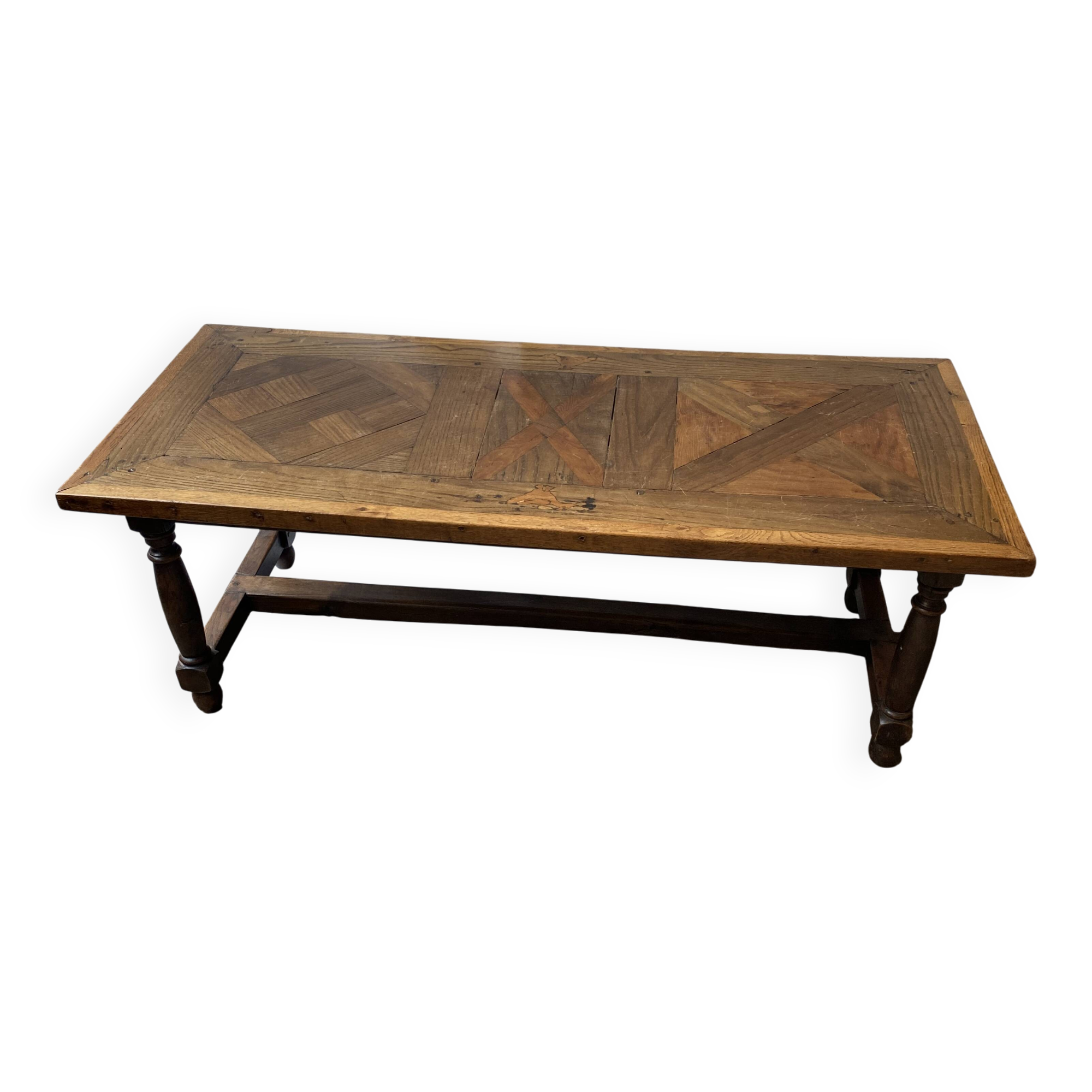 Table de salon en plusieurs essences de bois massif