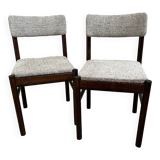 Pair of wooden chairs in loop fabric