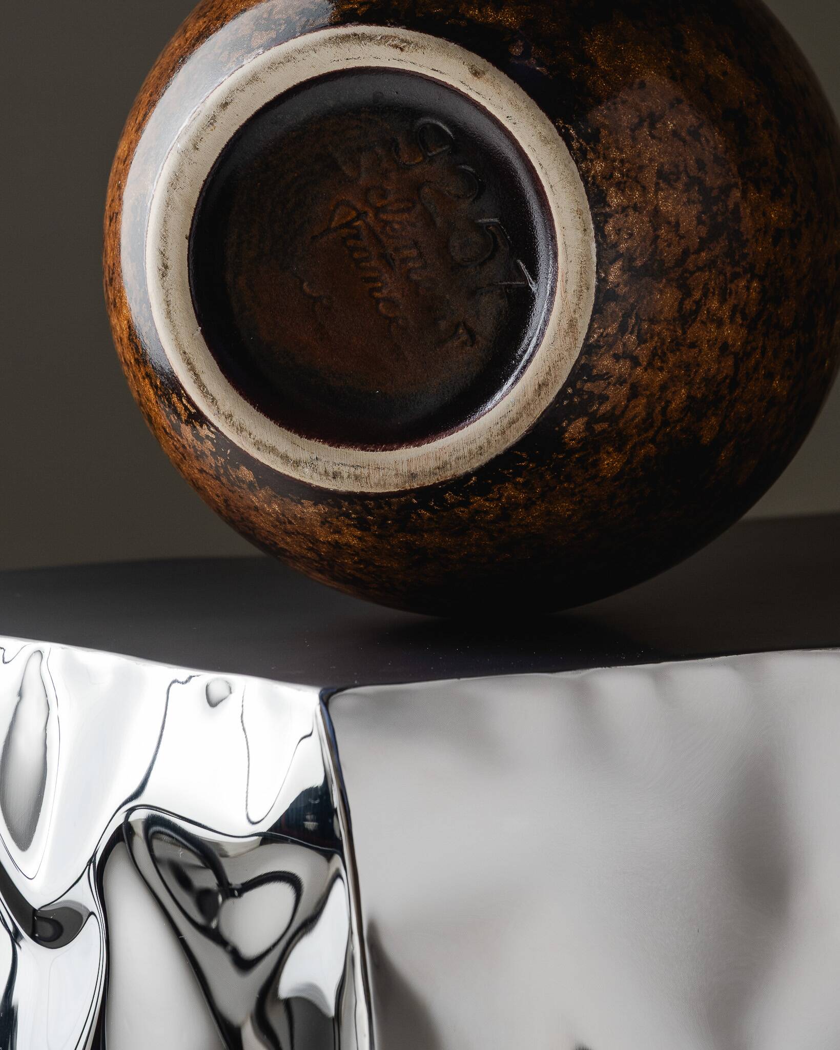 Grand vase en céramique Saint-clément, 1970s