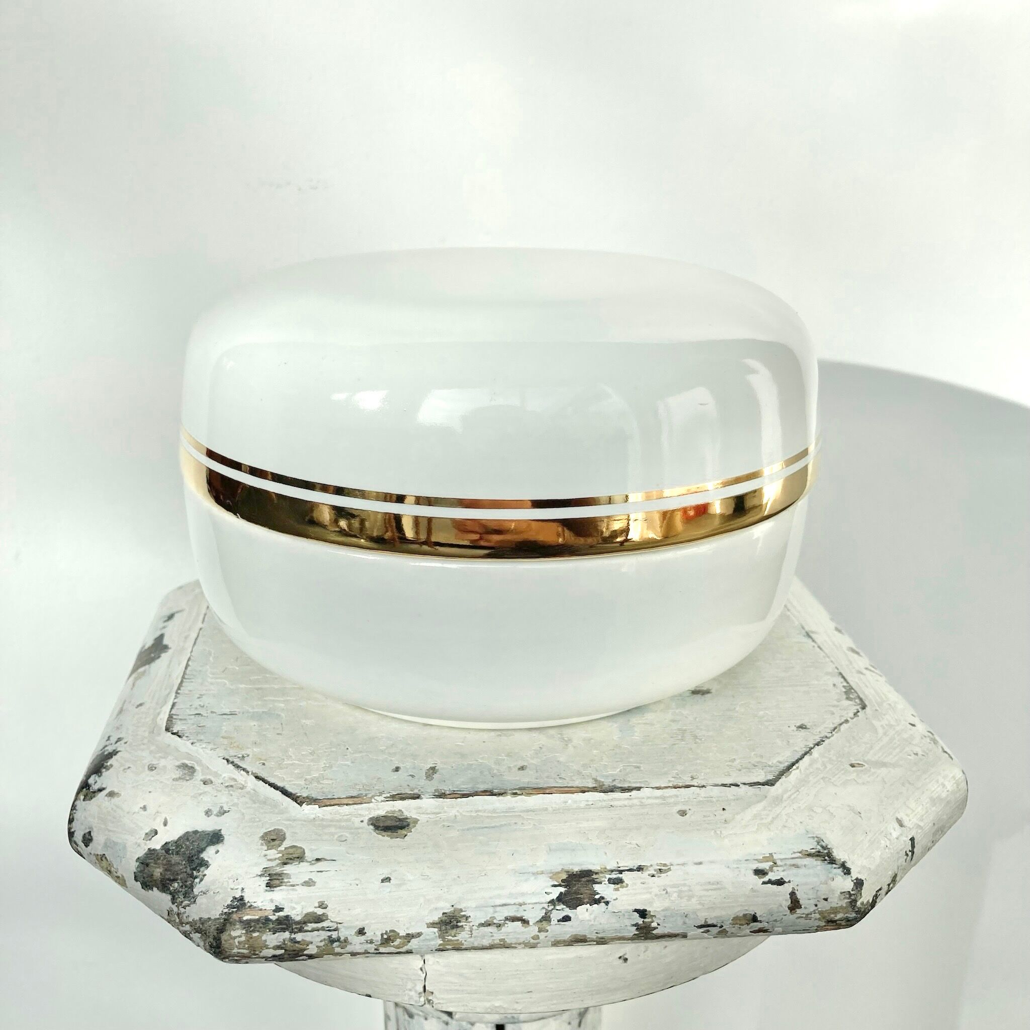 Italian design ceramic box