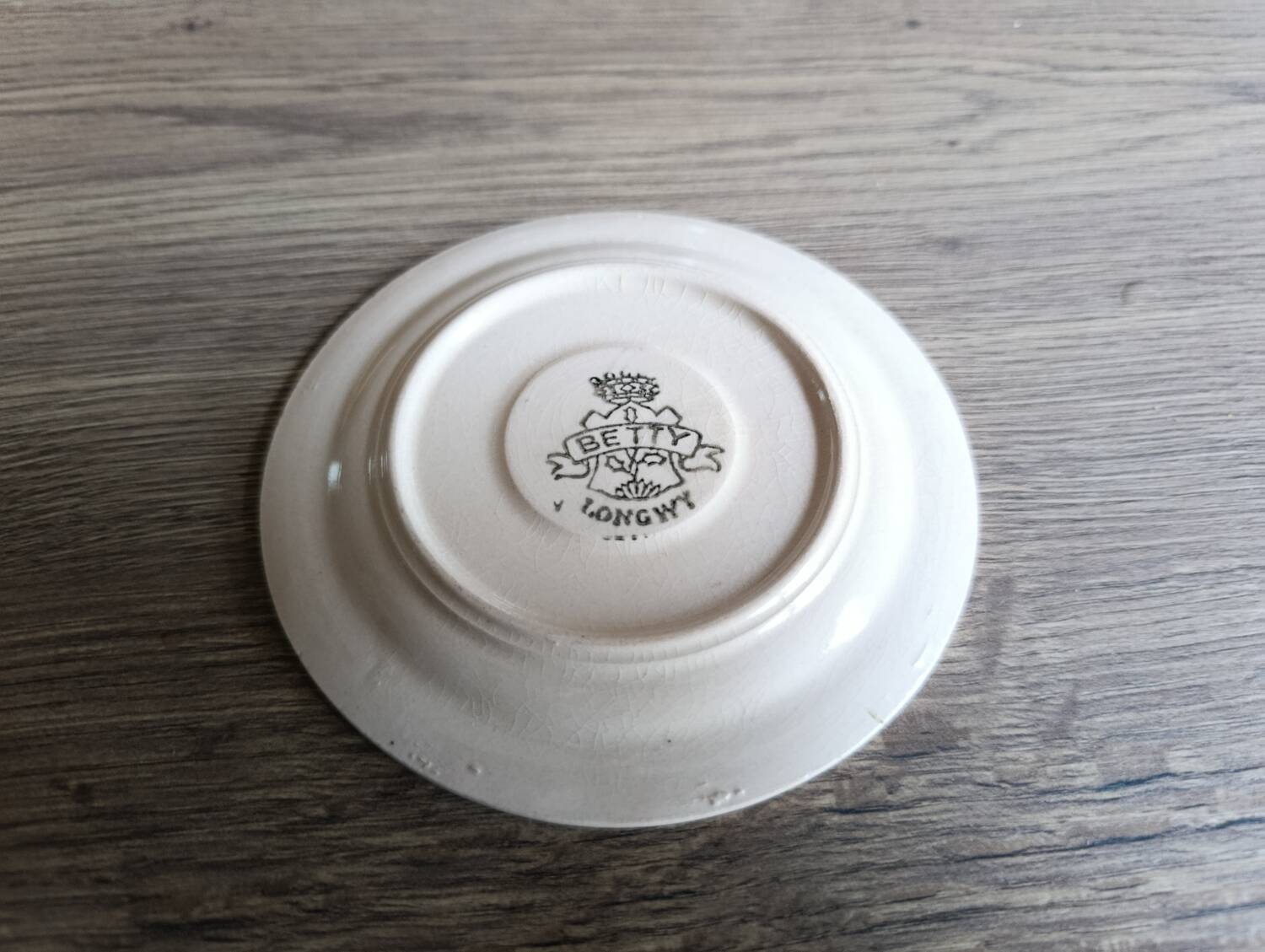 6 tasses et sous-tasses rose modèle Betty faïenc. de Longwy 1930