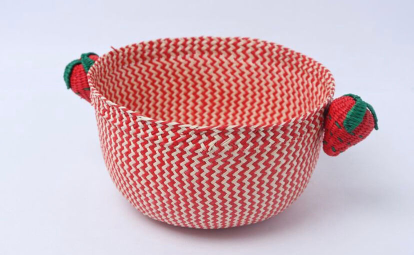 Braided basket strawberry pattern