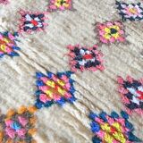 Colorful Moroccan carpet 131 x 96 cm