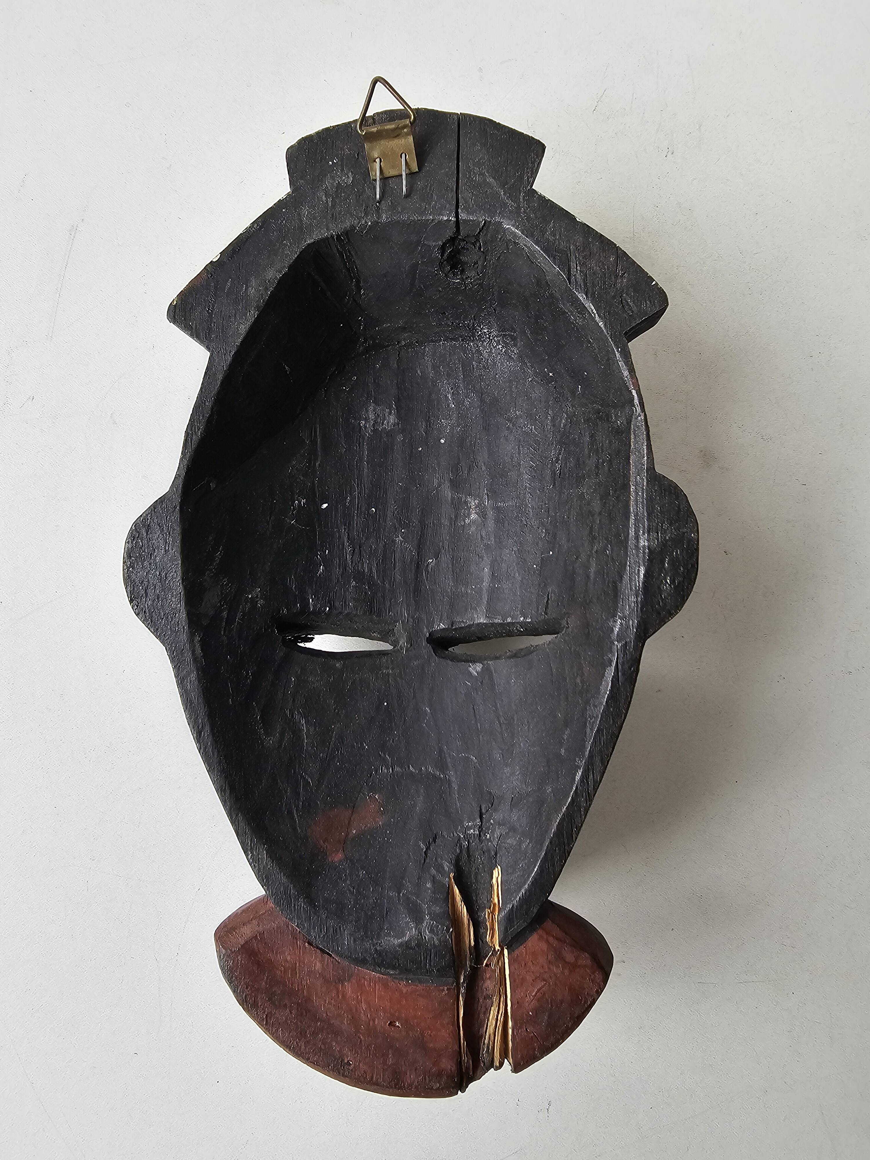 Small African wall mask Galoa Gabon 22cm - Tribal African art