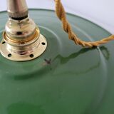 Green and white enamelled suspension