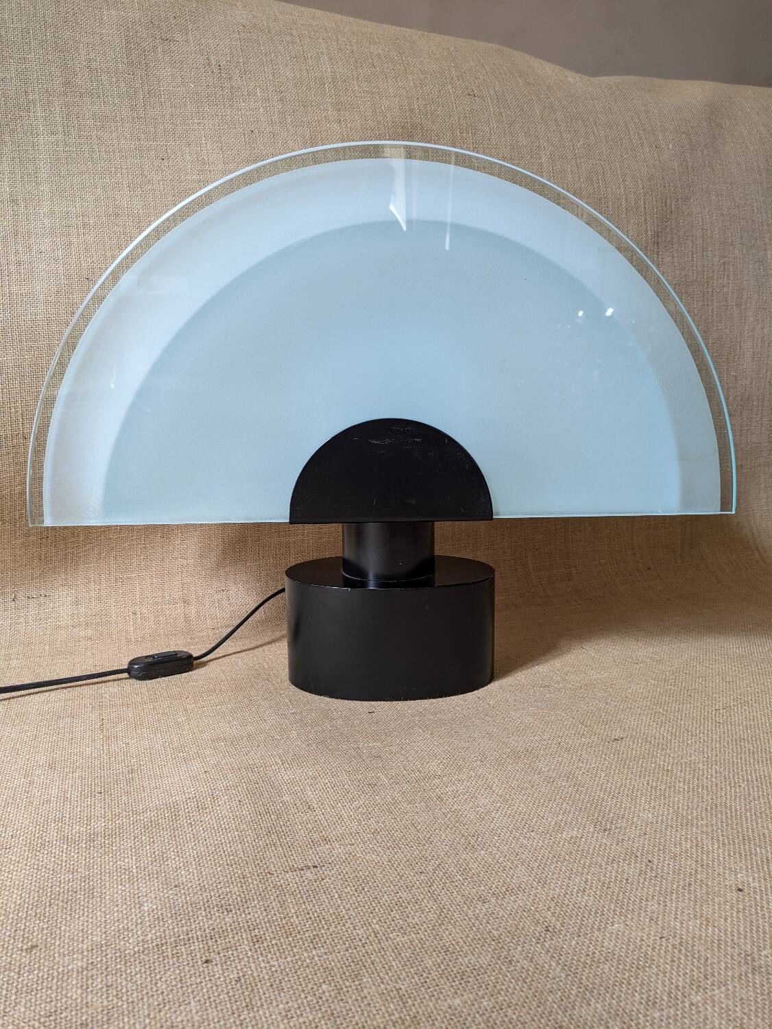 Vintage Zonca Italian Table Lamp – Frosted Glass & Black Base