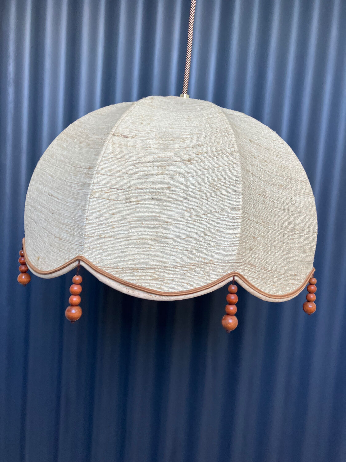 Vintage flower pendant light