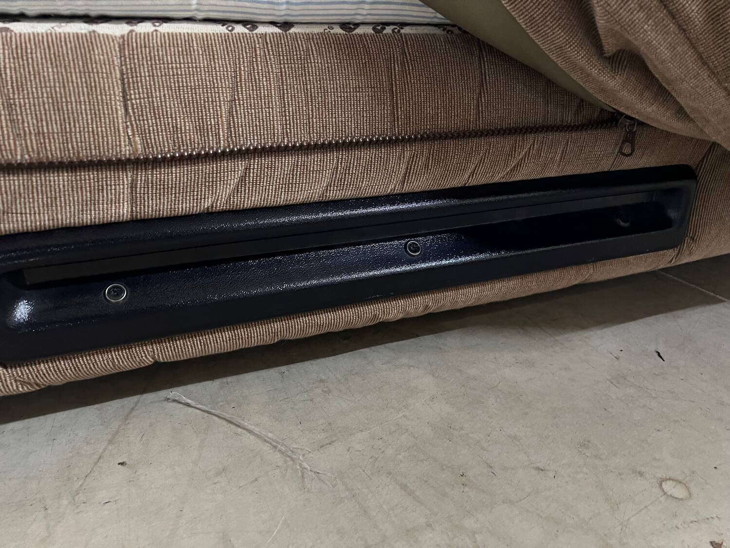 CINNA click clack sofa