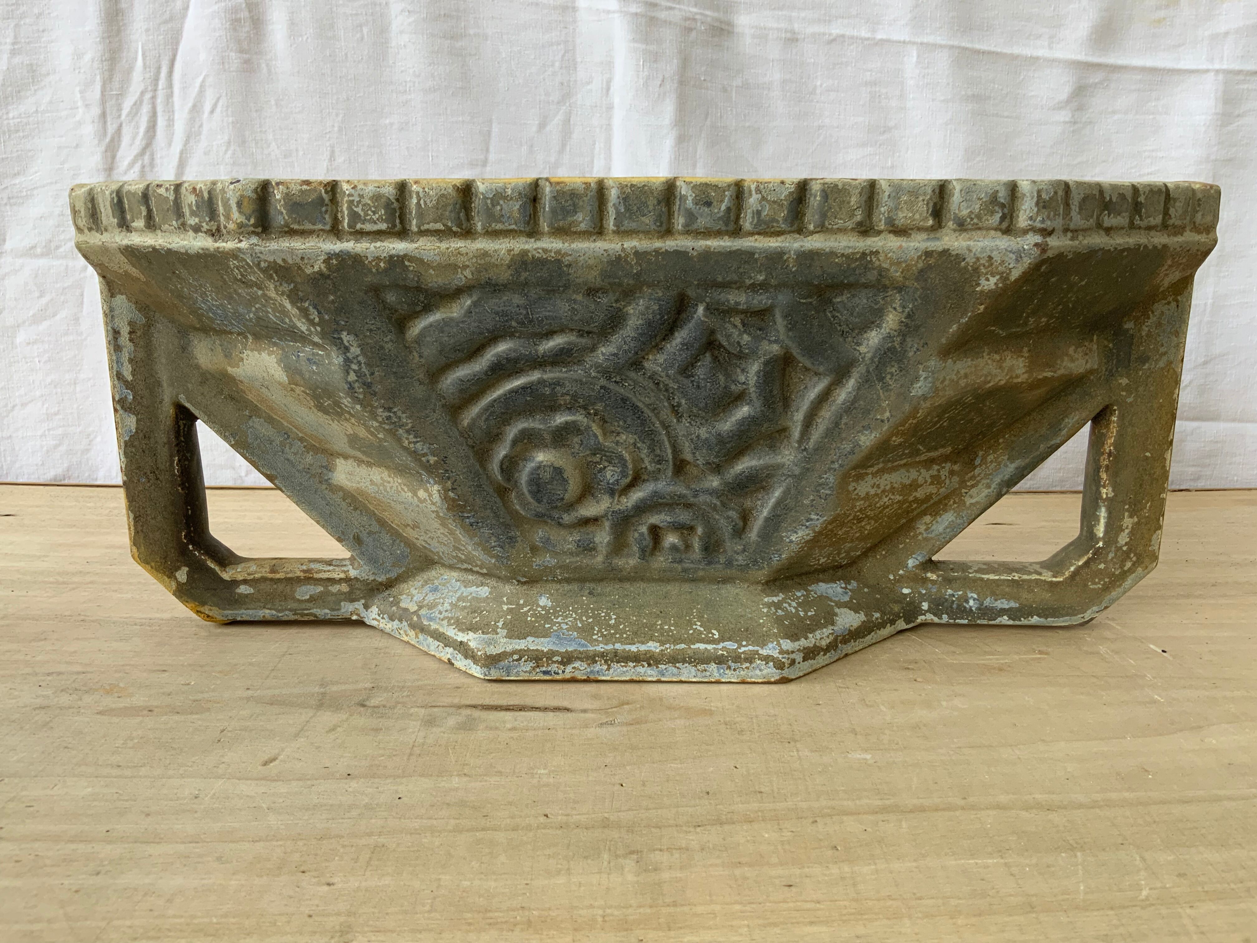 Cast iron planter