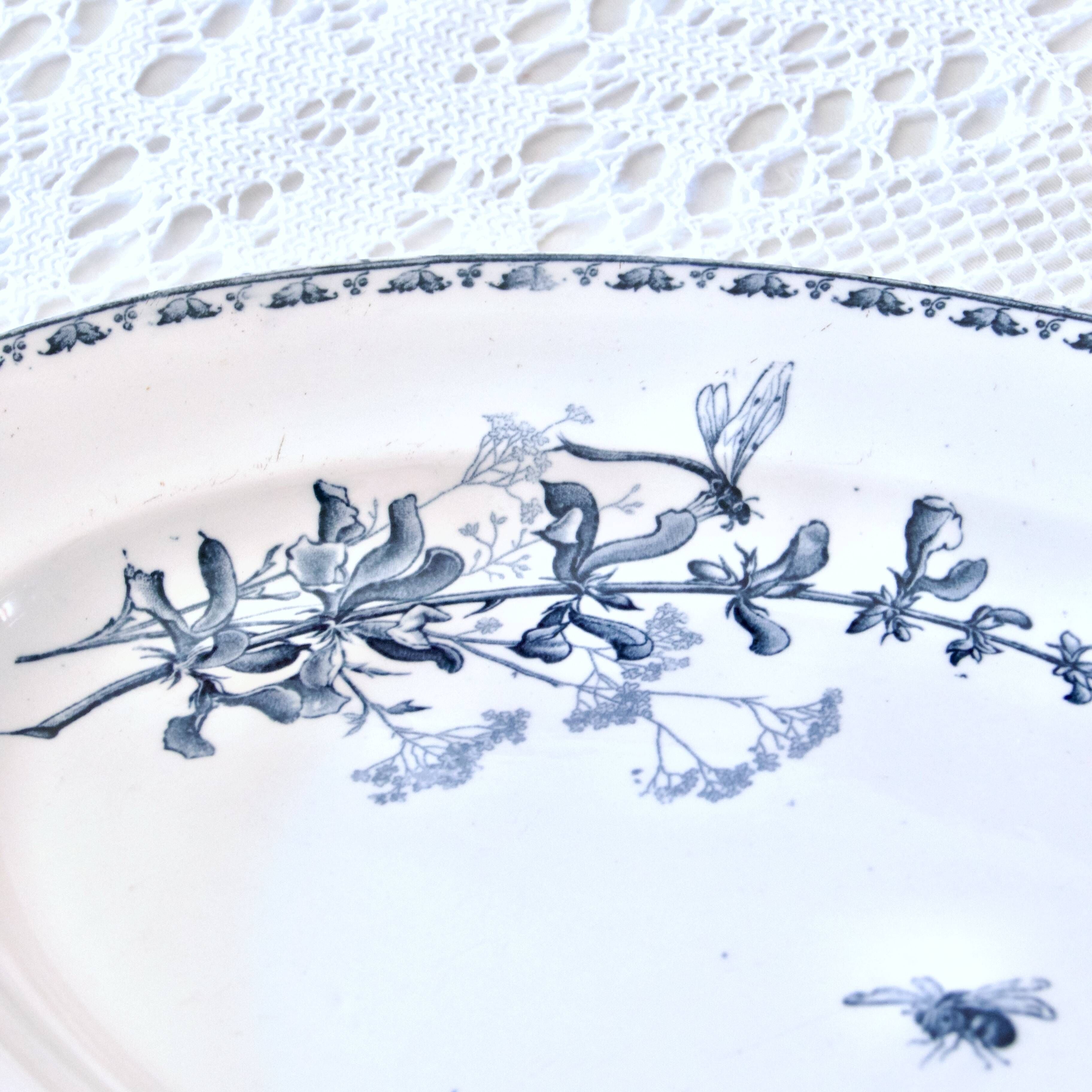 Very large 19th century iron earth dish Sarreguemines "Carmen" butterfly and flowers