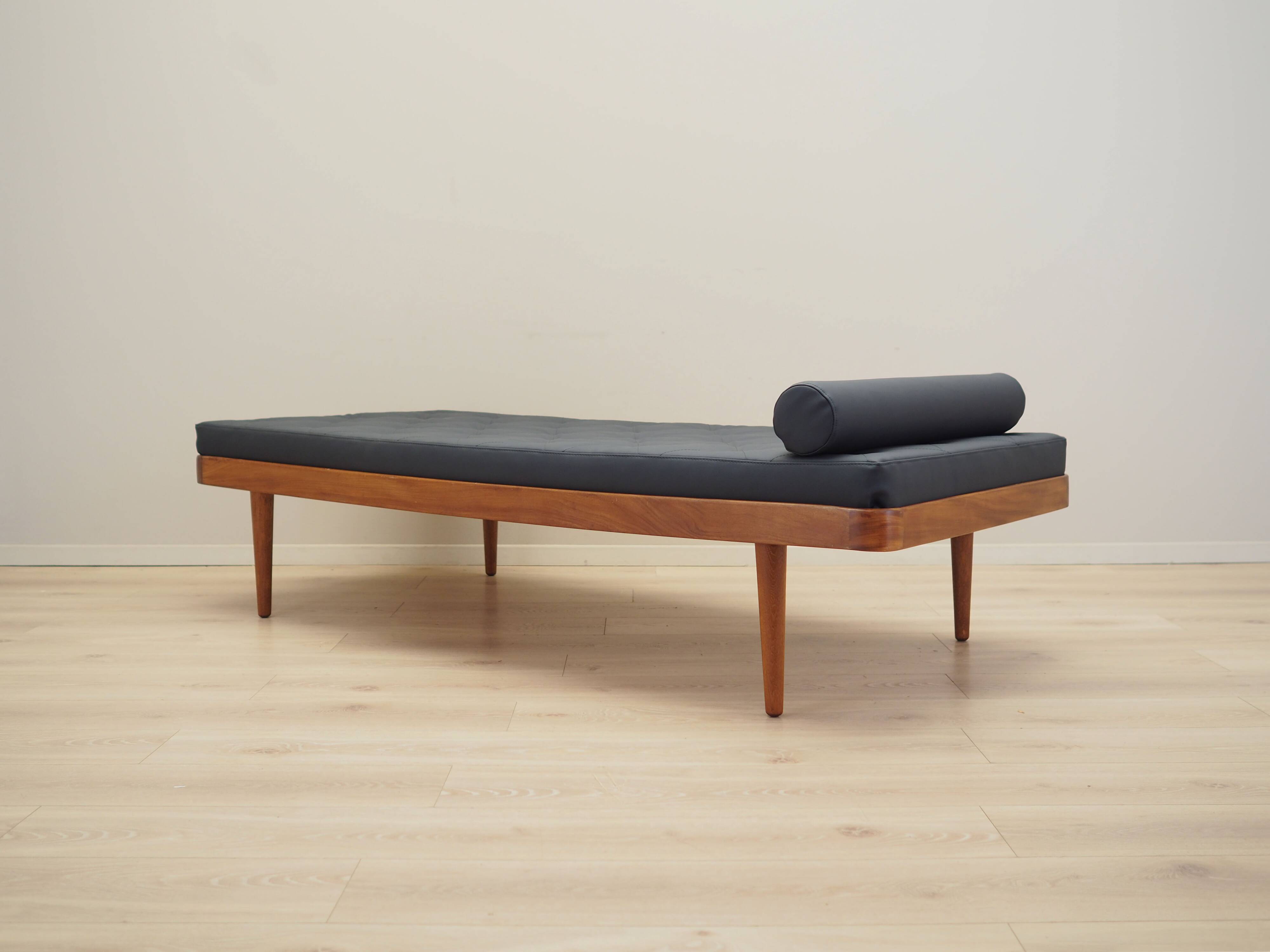 Teak daybed, Danish design, 1970s, production: Denmark