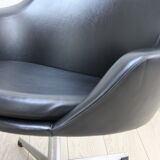 Fauteuil pivotant vintage en similicuir noir par Pastoe 60s