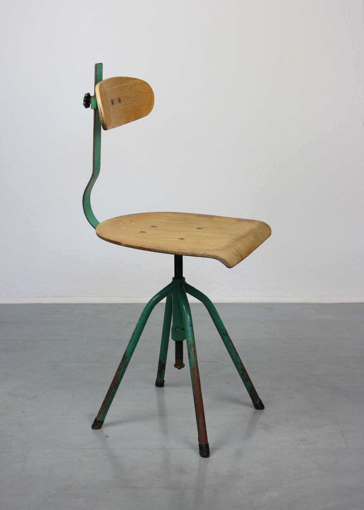 Set of 2 industrial mint green swivel chairs, 1960